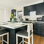 St. Edwards Overlook Apartment *